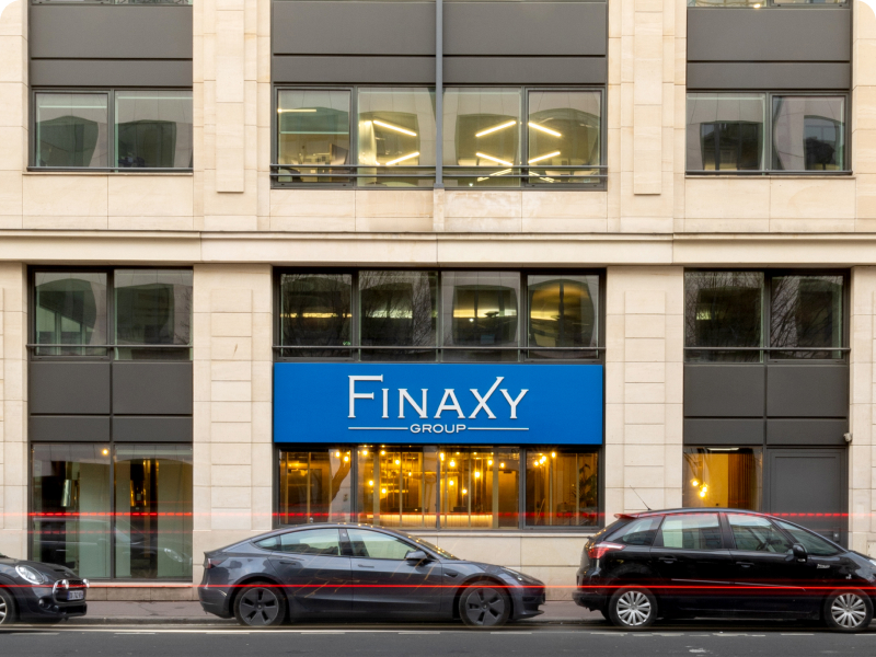 Finaxy Automotive Une Avancée Majeure dans l'Assurance des Distributeurs Automobiles zoomassurance.Fr