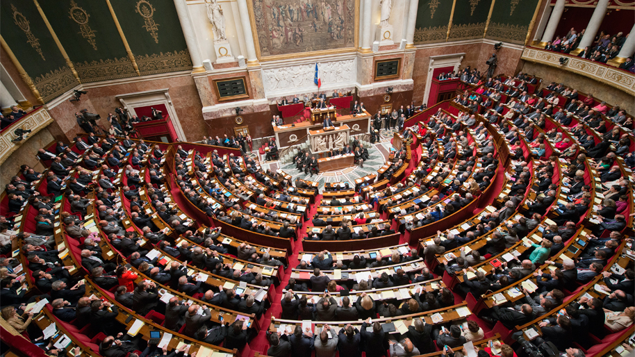 La taxe sur les complémentaires santé une charge en plus pour les assurés zoomassurance.fr