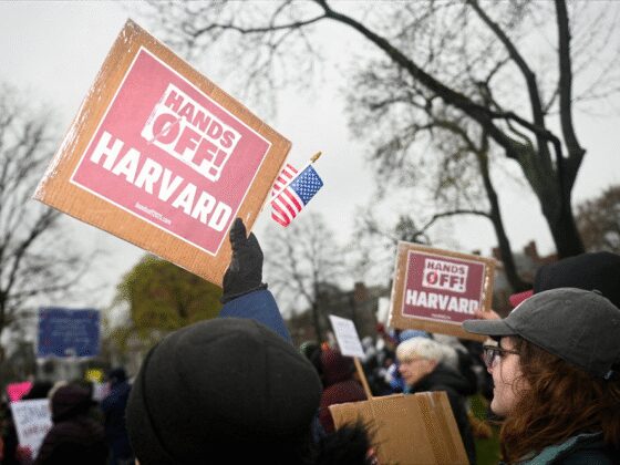 Après son refus des exigences de Trump, Harvard perd 2,2 milliards de dollars de subventions