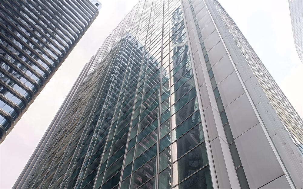 Les SCPI de bureaux d'Amundi Immobilier enchaînent les baisses de prix