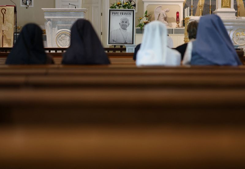Les funérailles du pape se tiendront samedi matin, de nombreux dirigeants attendus