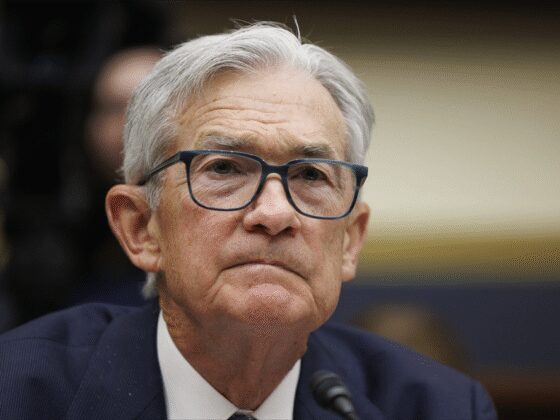 "Un immense loser" : Trump peut-il se débarrasser de Jerome Powell ?