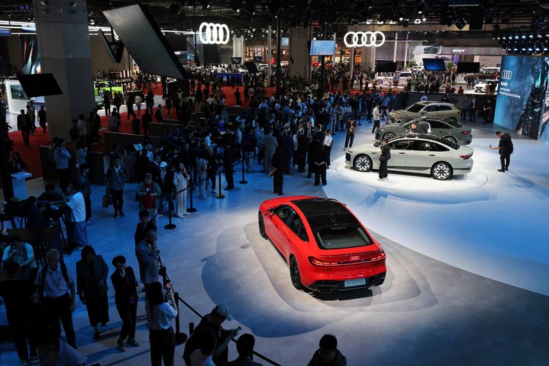 Nouvelle édition du salon de l'automobile de Shanghai avec les droits de douane et la sécurité en ligne de mire