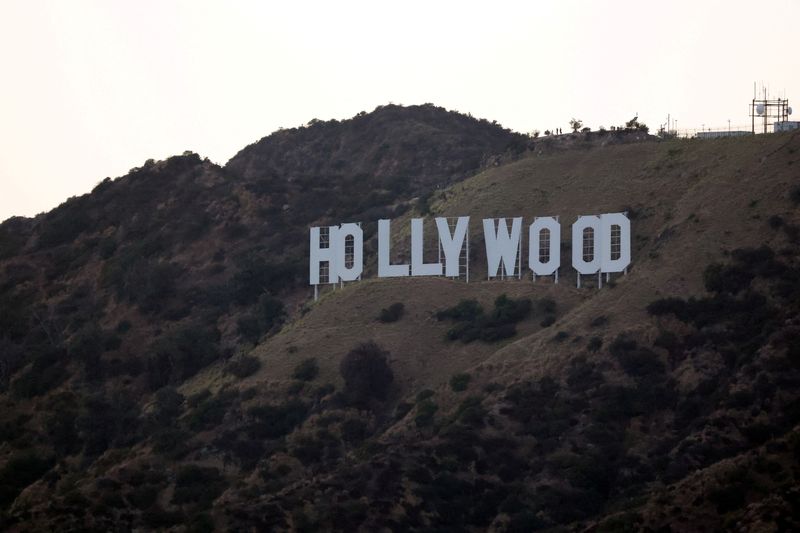 Trump annonce des droits de douane de 100% sur les films produits hors des USA