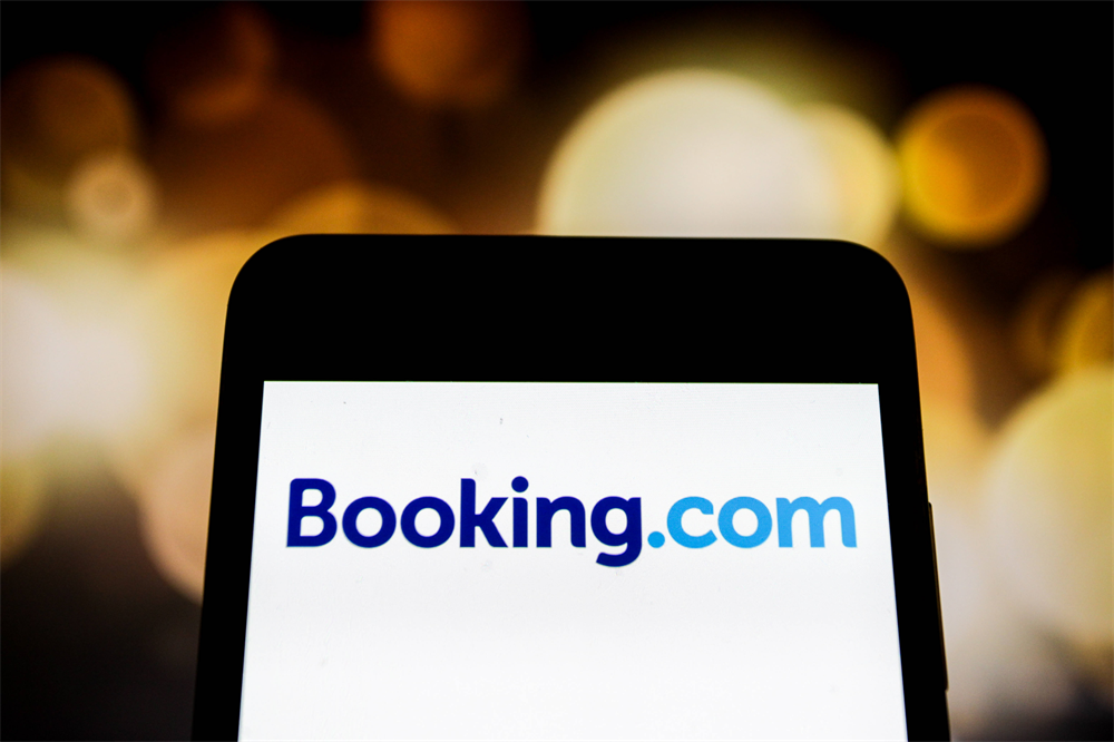 Booking chute de 3% après ses résultats