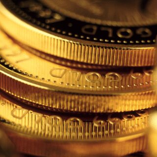 L'or repart de l'avant pour démarrer la semaine