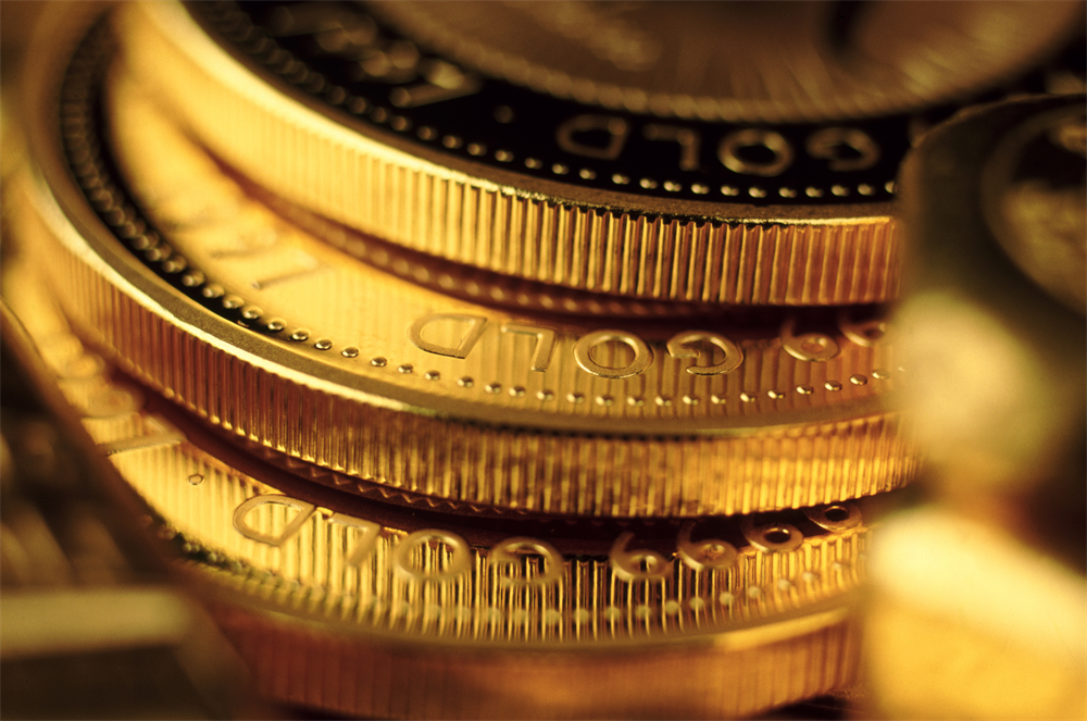 L'or repart de l'avant pour démarrer la semaine