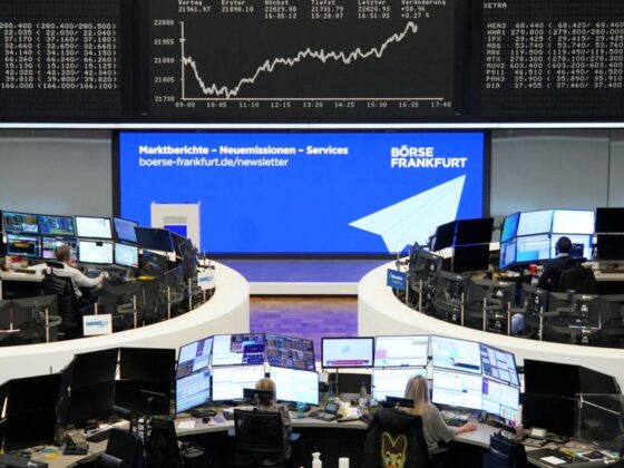 L'Europe consolide en clôture, Wall Street attend la Fed