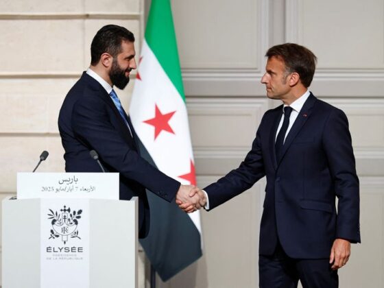 Syrie-Macron pour une levée progressive des sanctions si le pays se stabilise