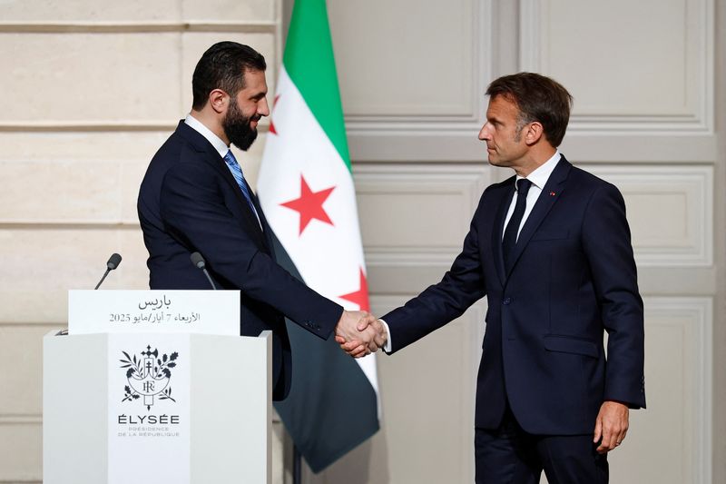 Syrie-Macron pour une levée progressive des sanctions si le pays se stabilise