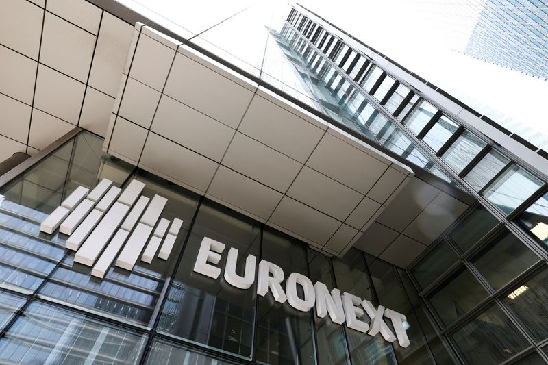 L'Europe attendue dans le vert, Washington devrait annoncer un premier accord commercial