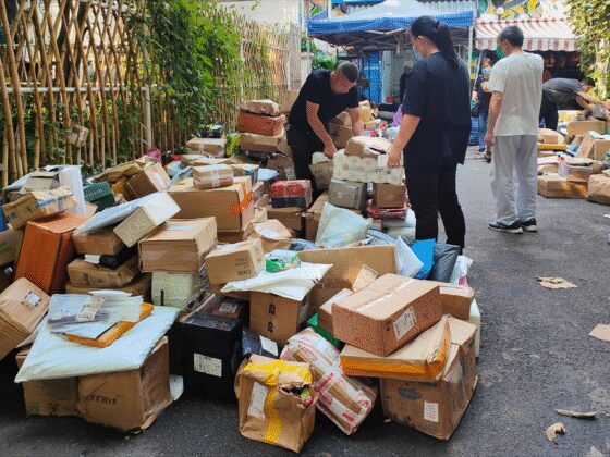 Petits colis chinois : les droits de douane passent de 120 à 54%