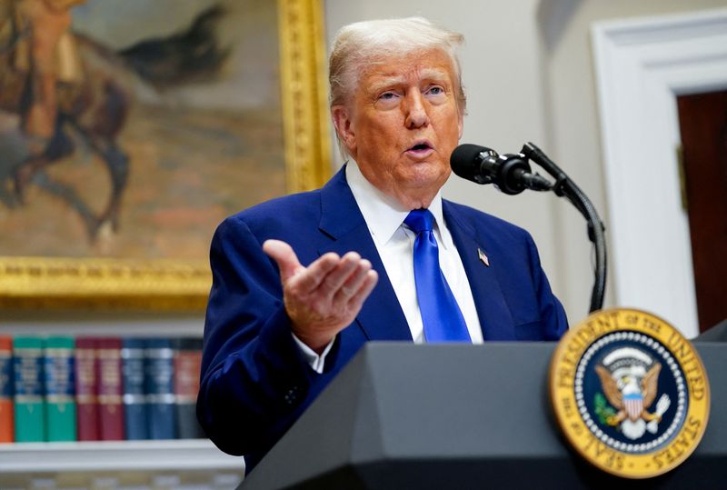 Trump en visite dans le Golfe, entend sceller des accords économiques majeurs