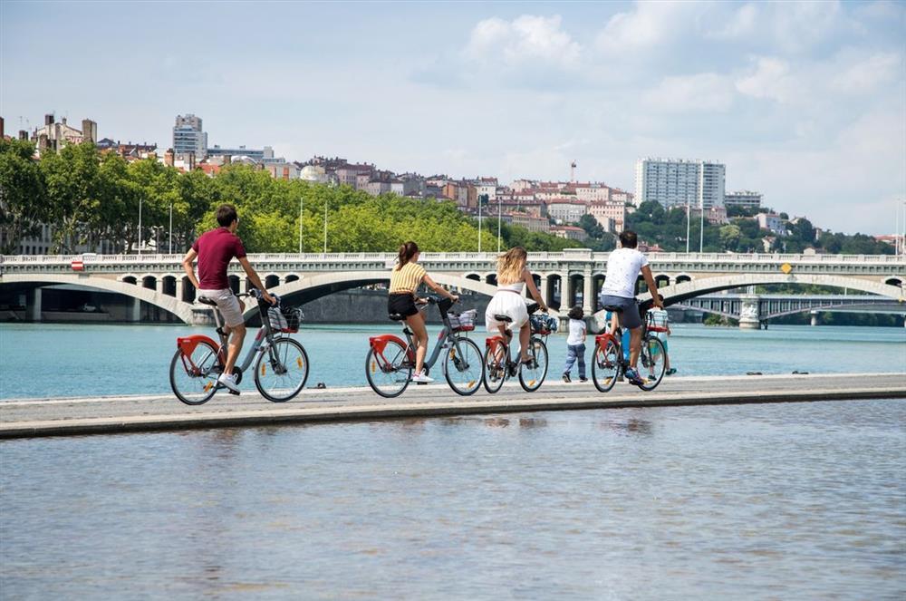 Déblocage anticipé de l’épargne salariale pour l’achat d’un vélo électrique : mode d’emploi