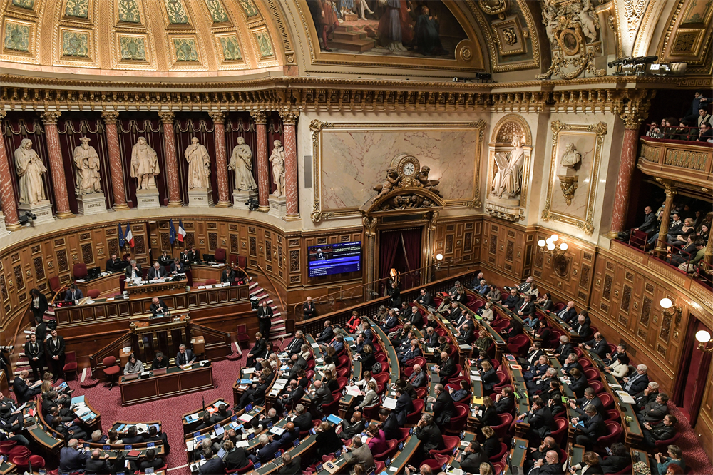 Budget 2025 : le texte voté au Sénat prévoit 6,3 milliards d’euros de coupes budgétaires