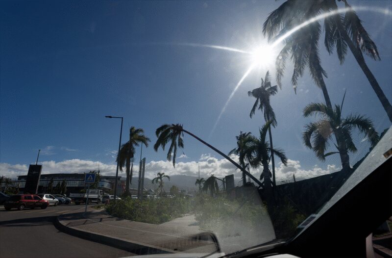 Plus de 930 millions d'euros de coût d'assurance pour la reconstruction de La Réunion et Mayotte