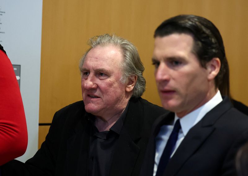 France: Gérard Depardieu condamné à 18 mois de prison avec sursis pour agressions sexuelles