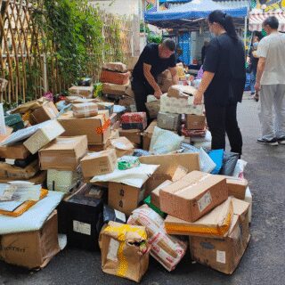 Petits colis chinois : les droits de douane passent de 120 à 54%