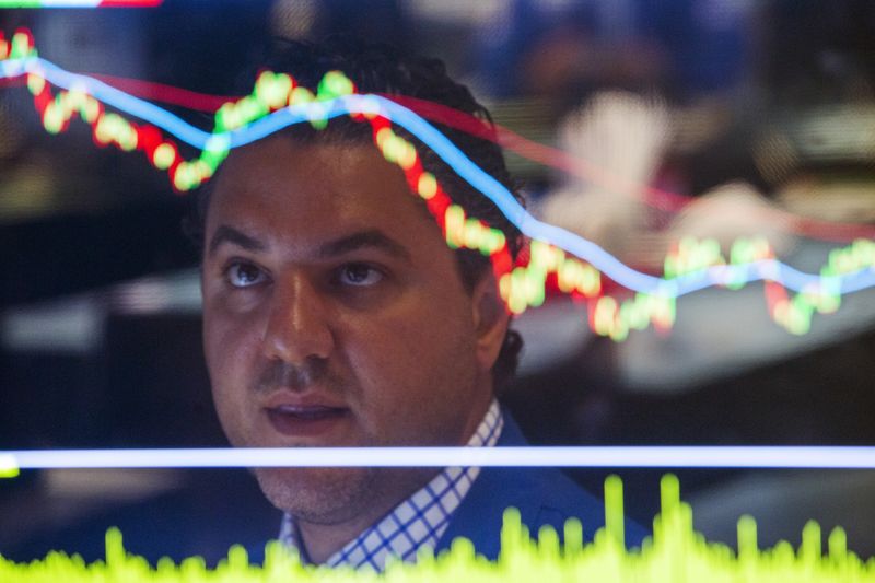Wall Street ouvre en baisse avec les tensions dans l'obligataire