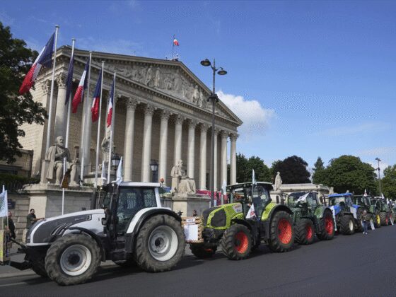 Manifestation des agriculteurs pour soutenir la proposition de loi Duplomb