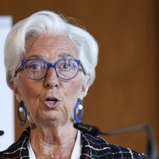 Taxes douanières de Trump : une chance pour l'euro, estime Lagarde