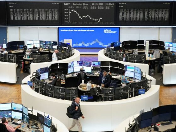L'Europe termine dans le rouge, les investisseurs attendent Nvidia