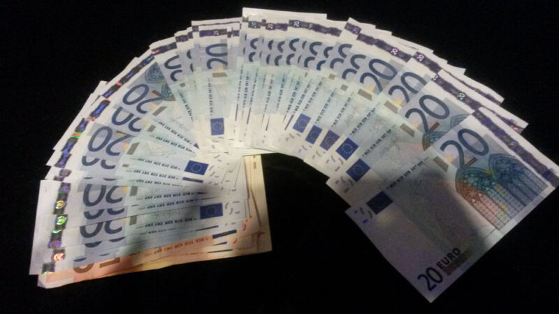 Déficits publics : La France dégradée par l'agence S&P dès ce soir ?