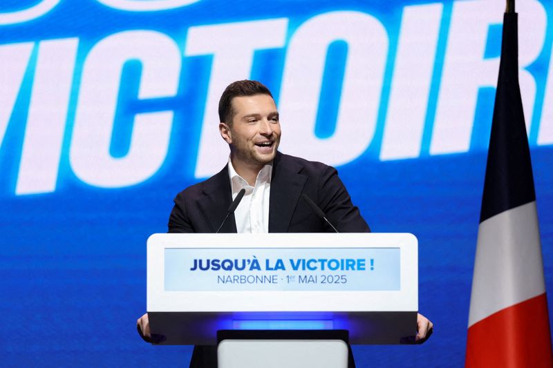 Jordan Bardella, une ambition à l'ombre de Marine Le Pen