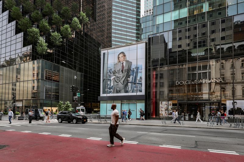 Kering négocie la vente de parts dans ses actifs immobiliers new-yorkais, selon des sources