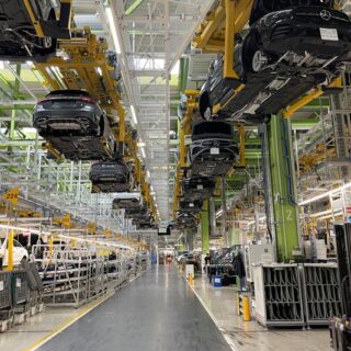 Allemagne: La production industrielle baisse plus que prévu en avril