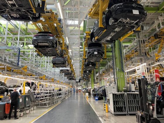 Allemagne: La production industrielle baisse plus que prévu en avril