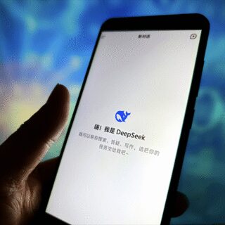 IA : DeepSeek met à jour son modèle de raisonnement R1