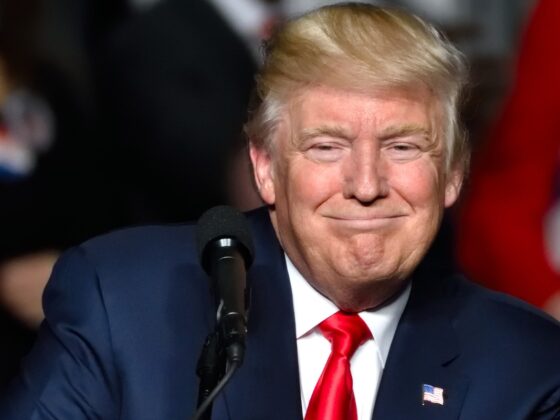 57 millions de dollars : Donald Trump a enregistré des gains massifs avec sa cryptomonnaie