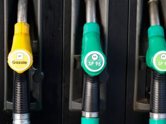 L’Iran menace de fermer son détroit – Vers une hausse massive des prix à la pompe ?