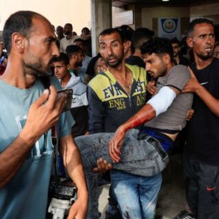 Gaza: 51 Palestiniens tués par Israël près d'un centre d'aide