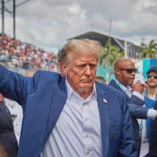 Donald Trump réduit sa participation dans World Liberty Financial et empoche des millions