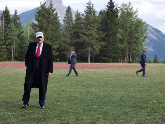 Cryptos, golf, licences : Trump a perçu plus de 600 millions de dollars en 2024