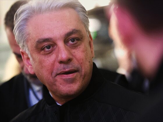 Renault : "Je ne prends pas la fuite", assure Luca de Meo