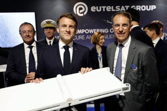 Eutelsat s'envole en Bourse, l'Etat français va devenir son premier actionnaire