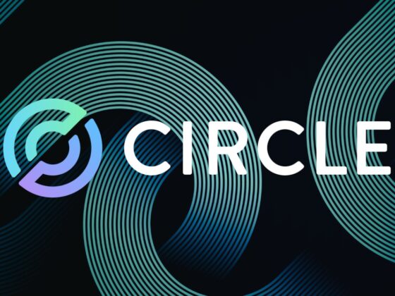 Circle (CRCL) s’envole de 600 % depuis son lancement en bourse, avec une valorisation proche de Coinbase