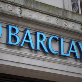 La banque Barclays interdit l'achat de cryptomonnaies avec sa carte de crédit