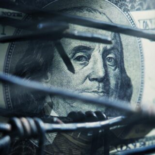 Le dollar fait face à un « risque systémique » inédit, selon la banque des banques centrales