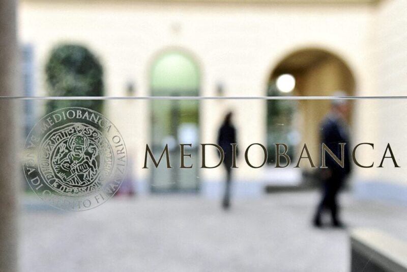 Mediobanca démission conseil d'administration