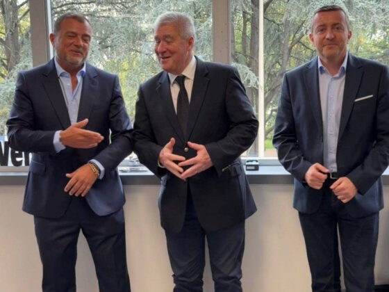 ParuVendu Groupe Arche