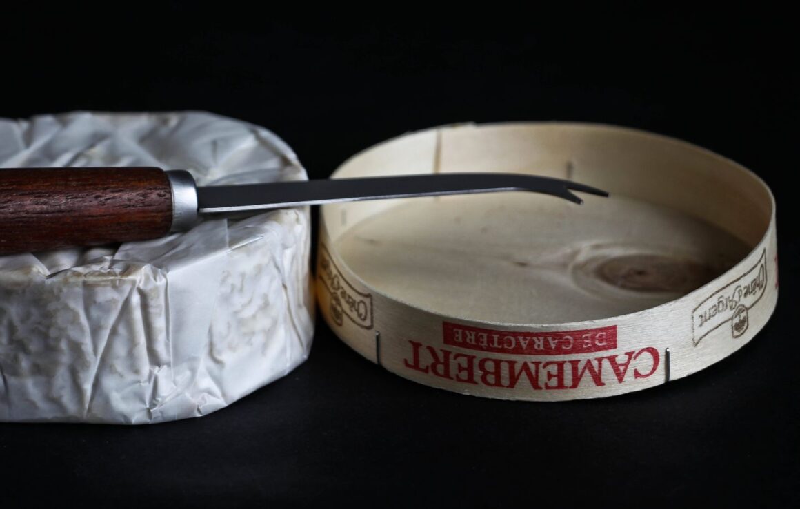 boîtes de camembert en bois