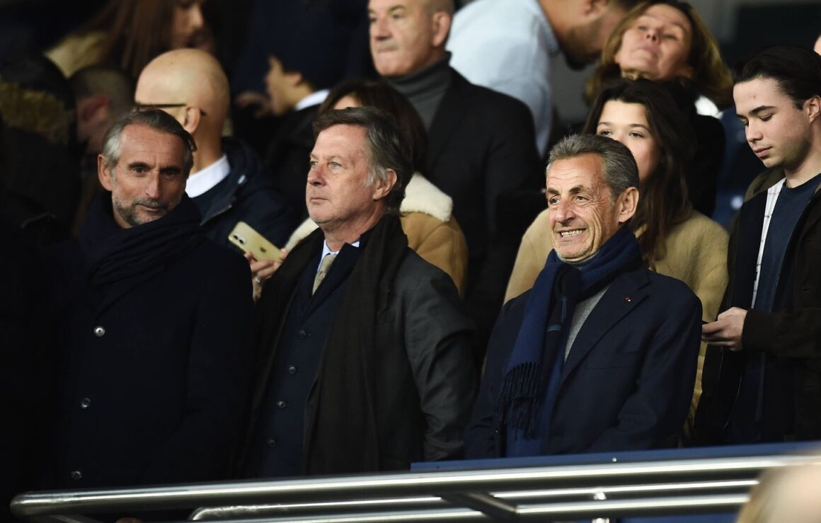 Nicolas Sarkozy administrateur