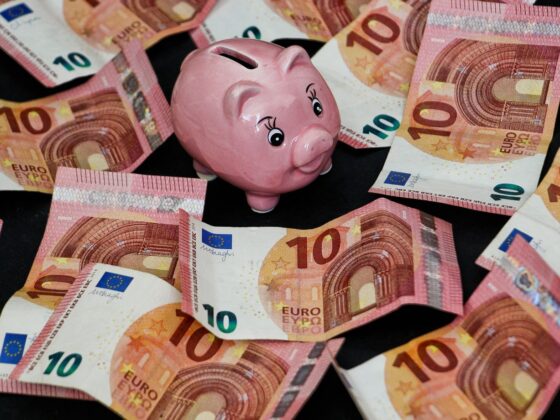 économies pour stabiliser la dette