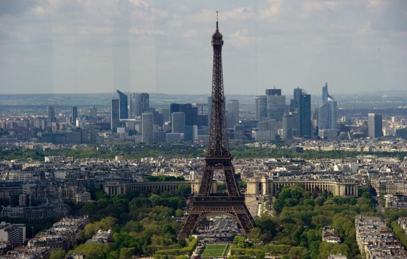 finances tour Eiffel