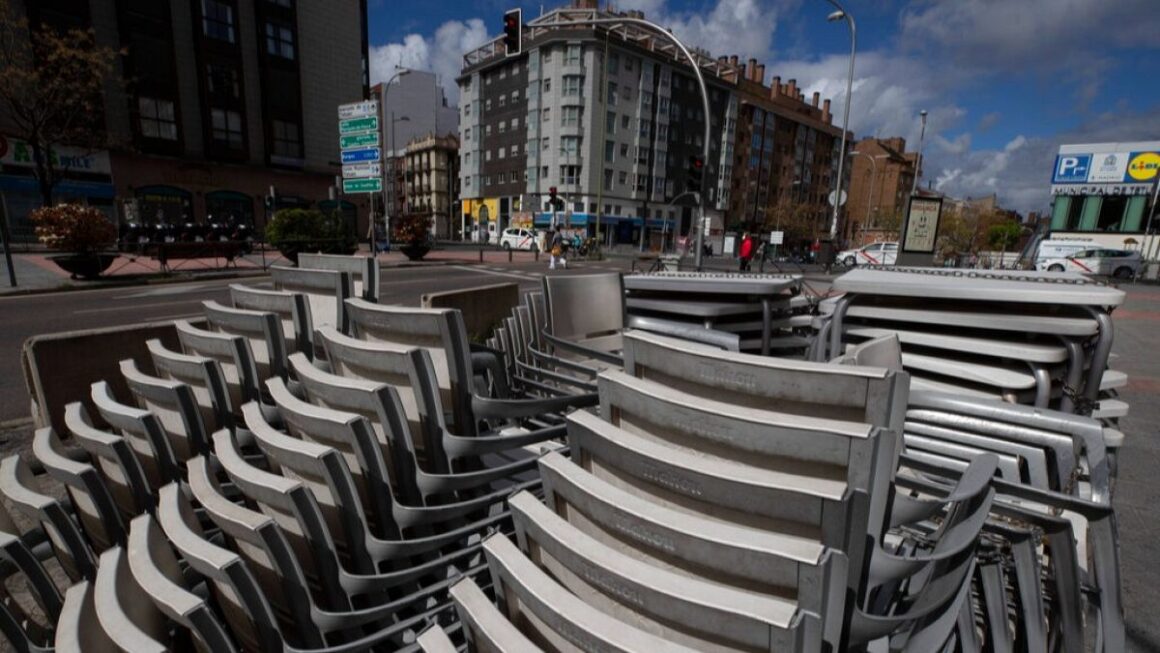 vol de chaises restaurant