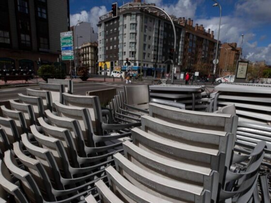 vol de chaises restaurant